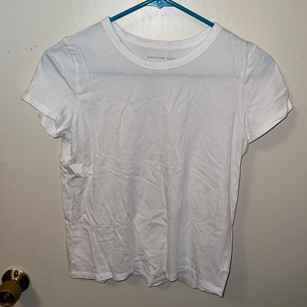White t-shirt